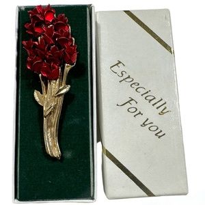 Vintage DM 97 Signed Gold Tone Red Roses Bouquet Pin Brooch